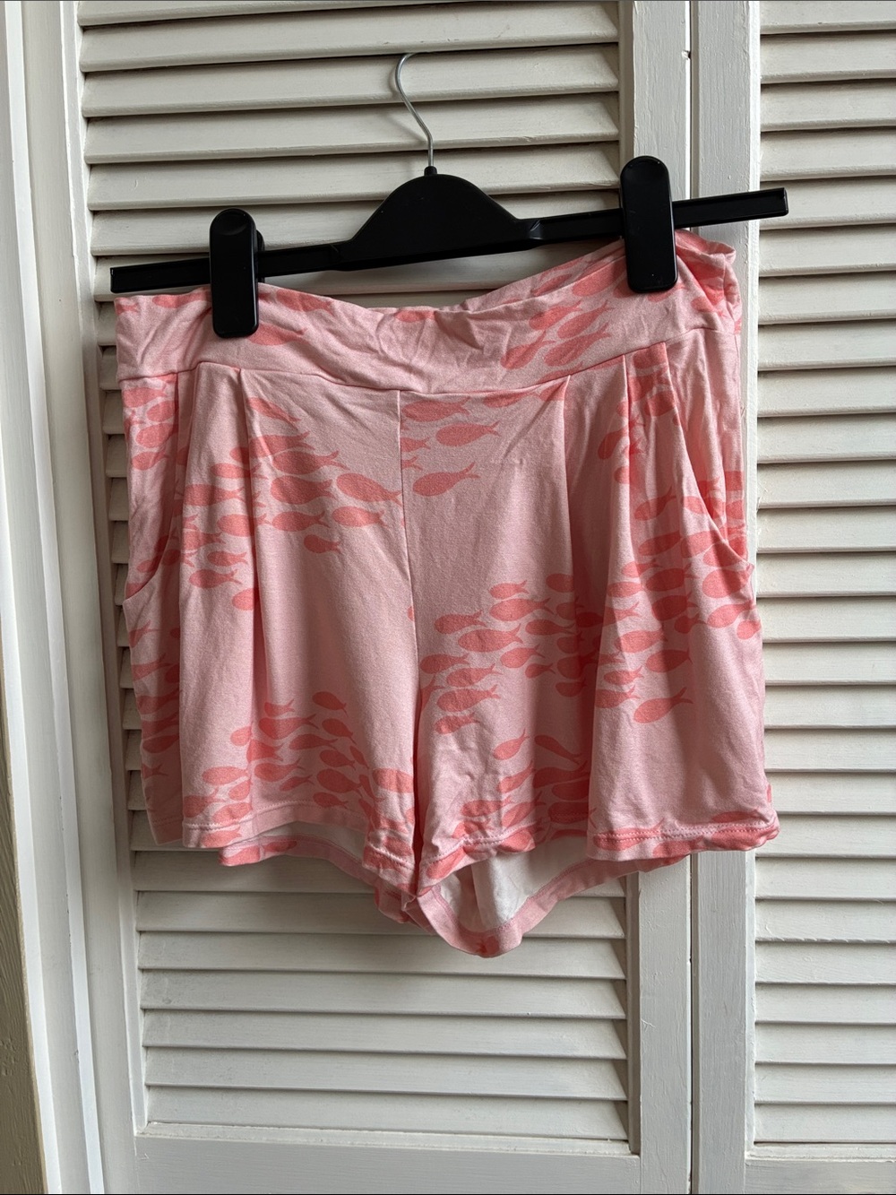 Ava Sky Fish Print Om shorts